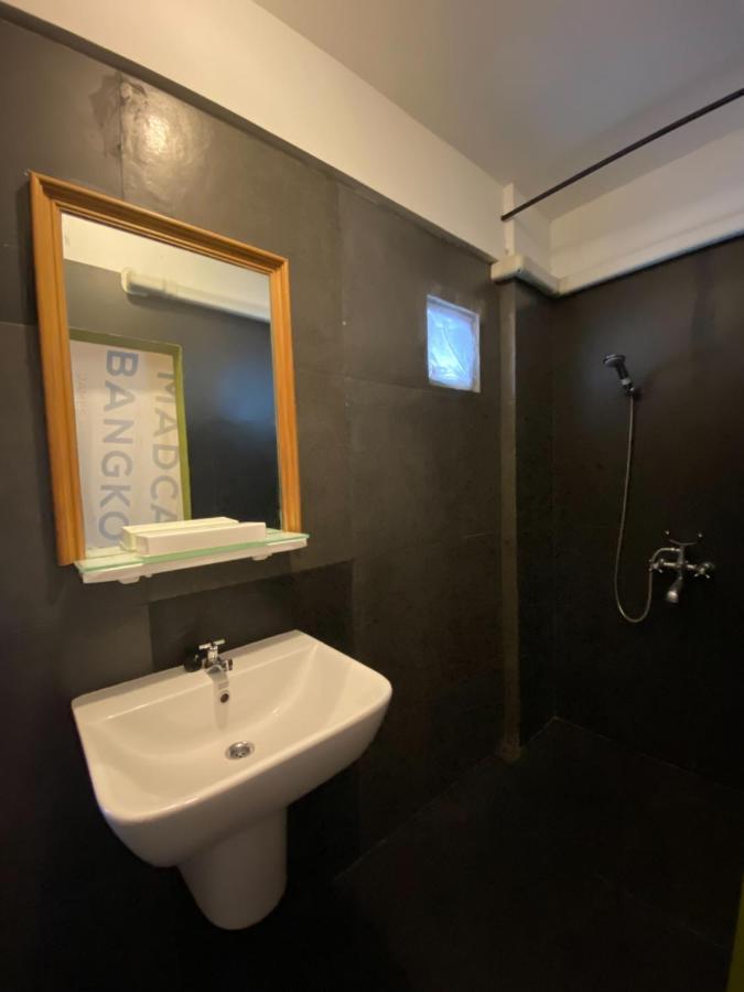 T-House Bkk 2Floors Near Bts With Swimming Pool And Free Wifi Banguecoque Exterior foto