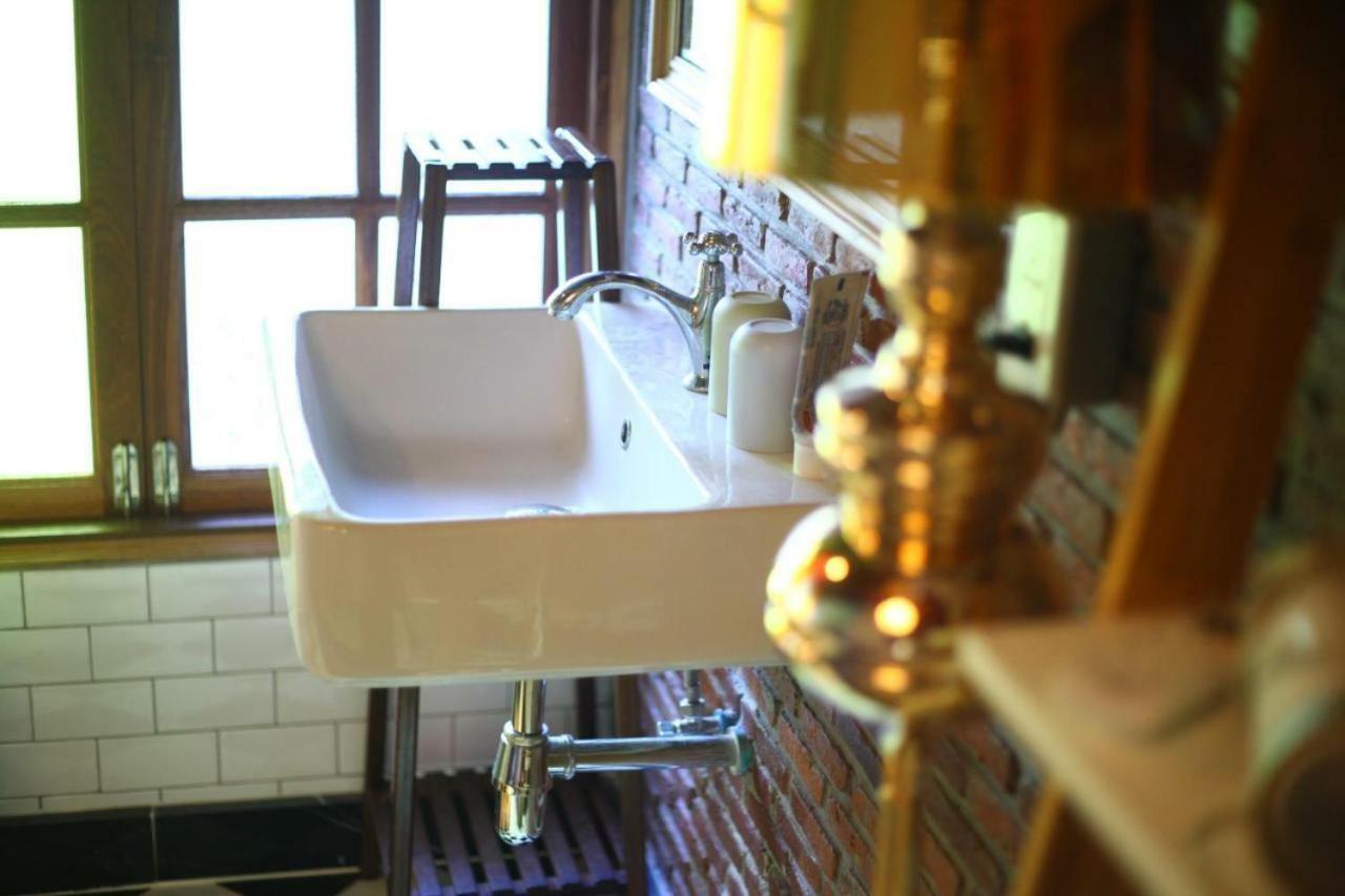 T-House Bkk 2Floors Near Bts With Swimming Pool And Free Wifi Banguecoque Exterior foto